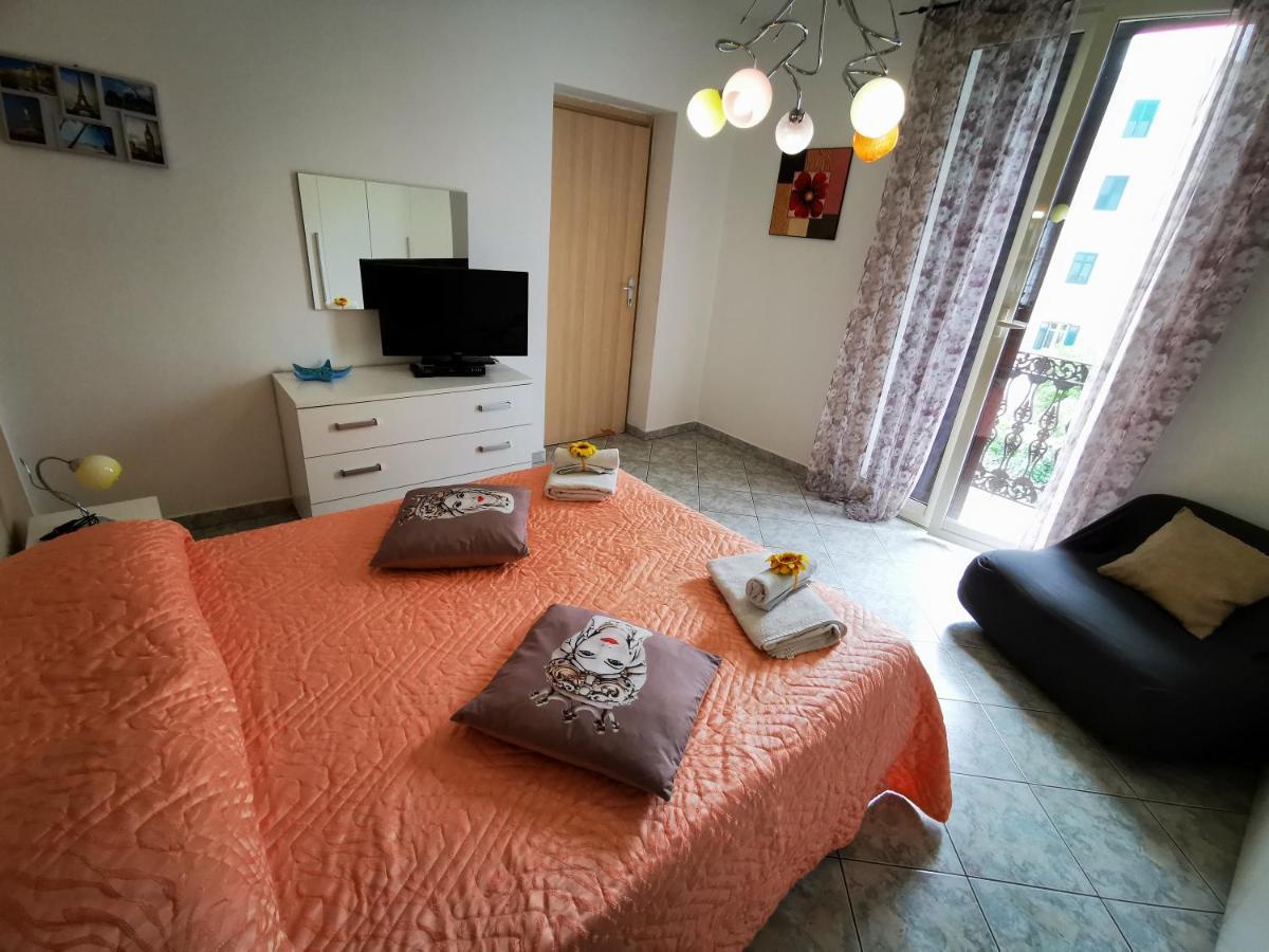 B&B Teatro Politeama House Suite Altea 2 Palermo Exterior foto